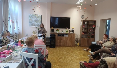 Zajęcia o tematyce zdrowotnej w Dziennym Domu Pomocy w Hucie „Spokojna Przystań”